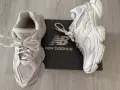 Сникърси New Balance 9060 Triple White бели, снимка 4
