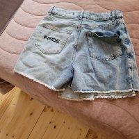 Къси дънкови панталони , снимка 3 - Къси панталони и бермуди - 42156047