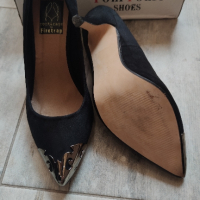 Елегантни дамски обувки , снимка 2 - Дамски обувки на ток - 44557839