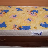 Детско легло с матрак, снимка 2 - Мебели за детската стая - 37679444