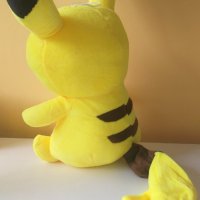 Плюшена играчка на Пикачу (Pikachu, Pokemon), снимка 2 - Плюшени играчки - 40423651