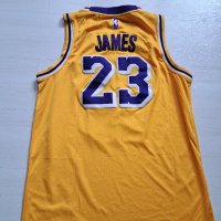 Баскетболен  Потник  LAKERS  LE BRON  JAMES WISH NIKE  NBA   XL, снимка 3 - Други - 42024189