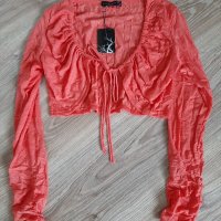 Къса блуза топ жилетка болеро на Wearhouse, снимка 1 - Корсети, бюстиета, топове - 32120451