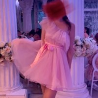Къса бална рокля с розов тюл, снимка 1 - Рокли - 42114915