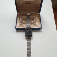 Цифров и аналогов часовник TISSOT TS-X2 (F-1) 1980 година, снимка 2 - Антикварни и старинни предмети - 40718525