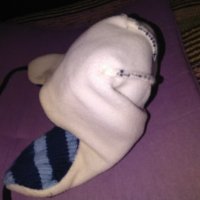 Зимна шапка с пискюл и вързанки на Кьолн, снимка 8 - Футбол - 39097529