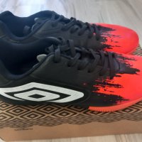 Нови! Футболни обувки за зала Umbro Sweeper - размер 42 в Футбол в гр.  София - ID42851387 — Bazar.bg