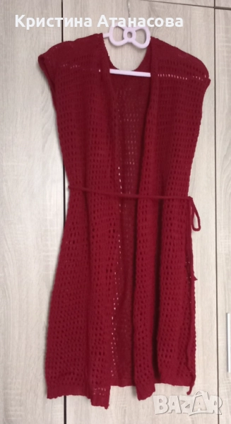 Елегантна ръчно плетена жилетка в червен бордо нюанс 💃, снимка 1