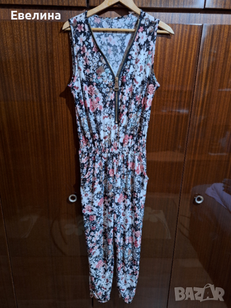 Гащиризон на цветя , снимка 1