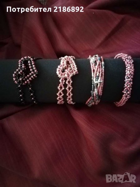 Гривни , снимка 1