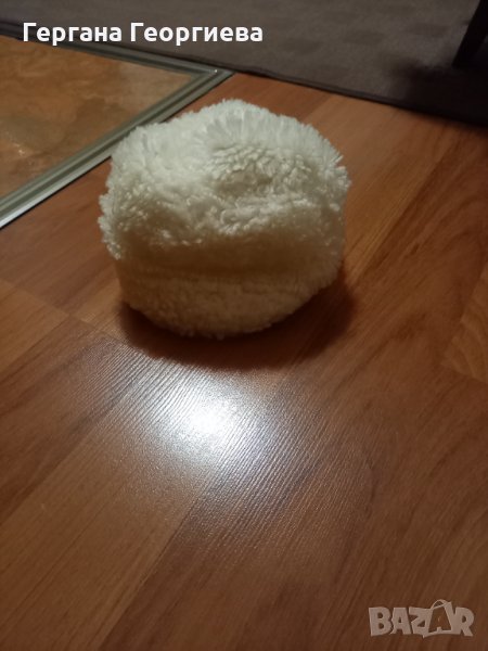 Дамска шапка, снимка 1