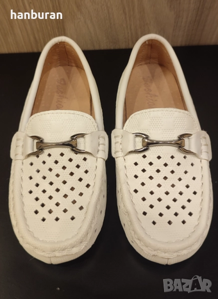 Детски бели мокасини, снимка 1