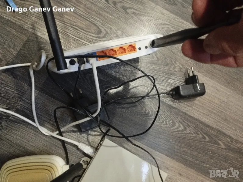 рутери 2 броя, снимка 1