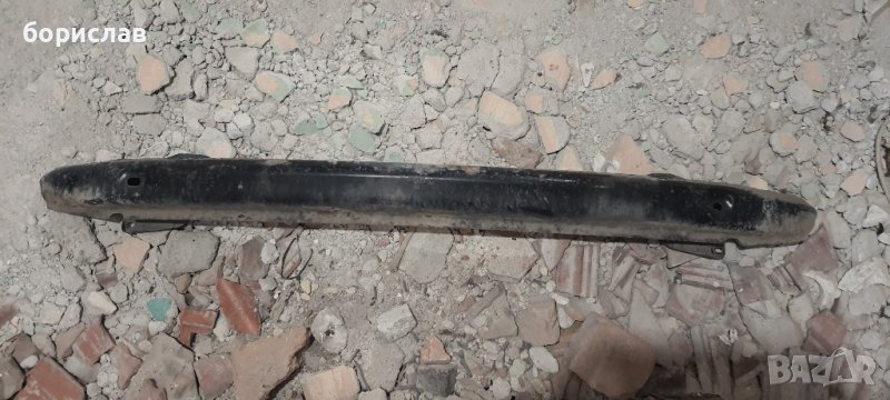 Задна греда зад бронята за голф 4 , снимка 1