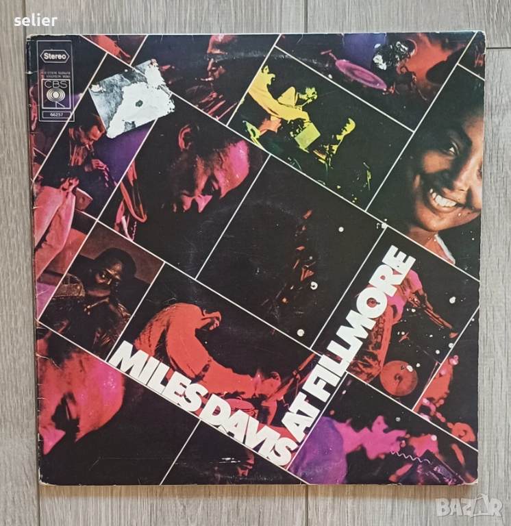 На феновете на джаза и MILES DAVIS предлагам двойна плоча,рядко издание: Miles Davis ‎– Miles Davis , снимка 1