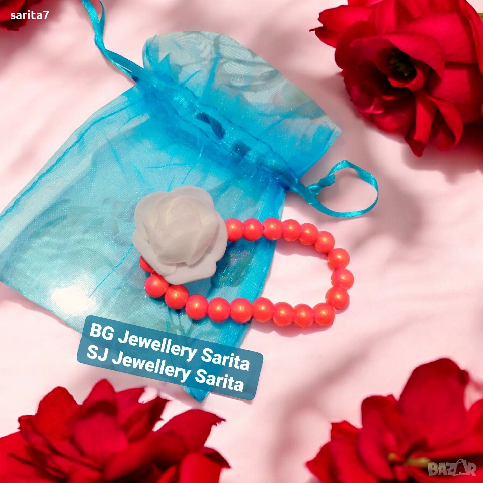 Брокатена гривна с красива бяла роза от фоам , снимка 1