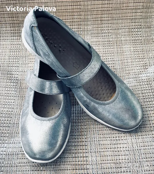 Разкошни кожени сребристи обувки  CAPRICE Германия, снимка 1