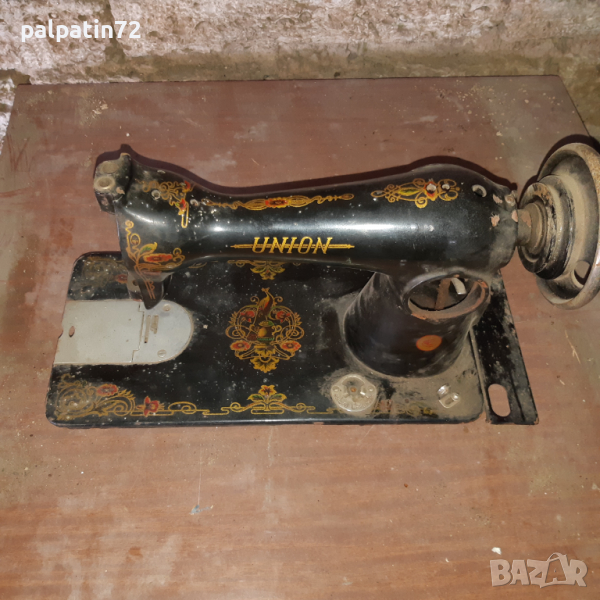 Шевна машина за части-антика и много части, снимка 1