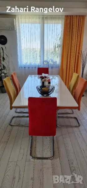 Луксозна Tрапезна Разтегателна Маса и 6 дизайнерски стола  , снимка 1