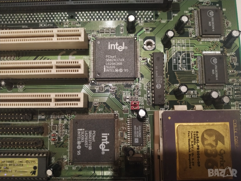 Платка АТ дъно сокет 7 с процесор Cyrix 6X86 PR200, снимка 1