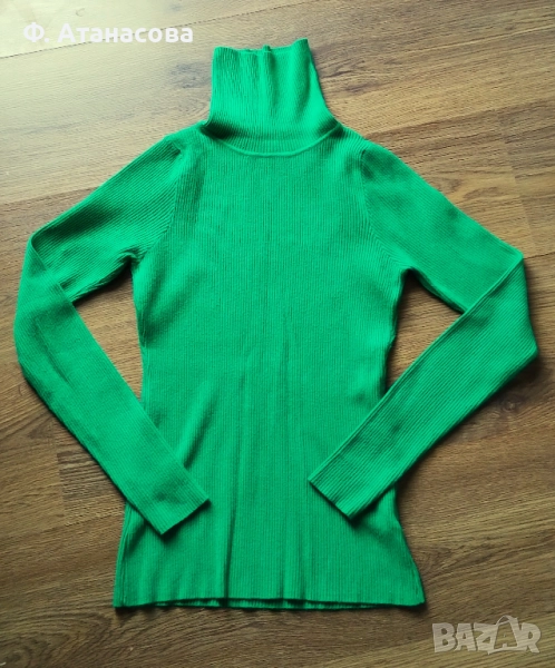 ПОДАРЯВАМ уникален мекичък пуловер, размер XS-S, като нов, снимка 1