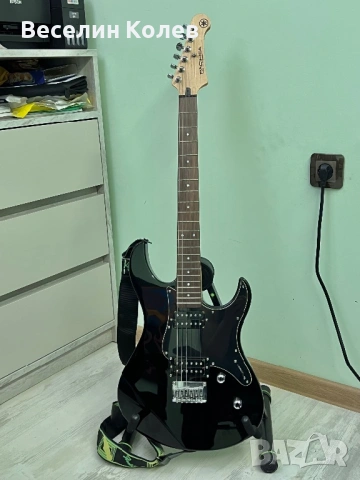 Yamaha Pacifica 120H Black Електрическа Китара 