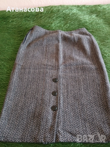 Вълнени дамски поли, снимка 4 - Поли - 52265343