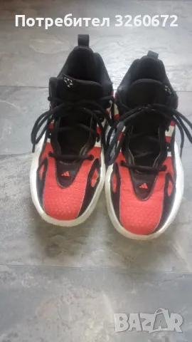 Adidas маратонки размер 37,5/ UK- 4,5