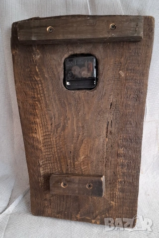 Стенен часовник от стар орех с Ловни елементи, снимка 6 - Декорация за дома - 53224220