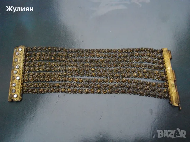 СТАРА САЧАНЕНА ВЪЗРОЖДИНСКА ГРИВНА, снимка 1