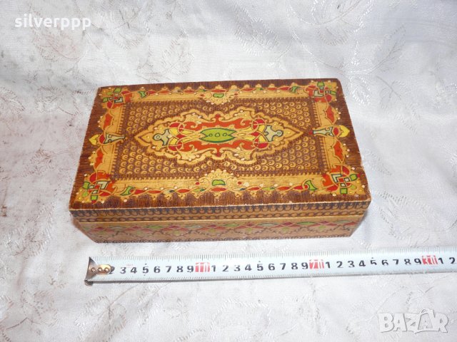  Стара пирографирана кутия , снимка 2 - Антикварни и старинни предмети - 34955650