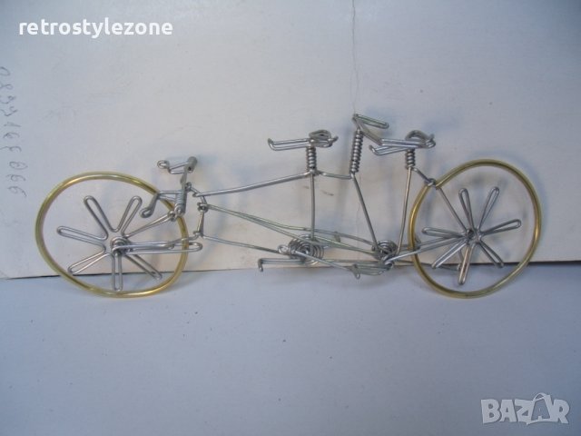 № 6891 стара фигура - велосипед   - изработен от тел   - размери - дължина 28 см , височина 8 см , снимка 1 - Други ценни предмети - 40014862