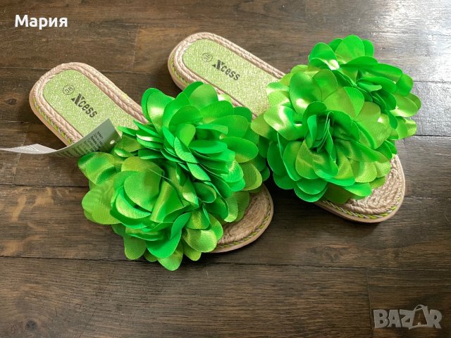 Дамски зелени чехли с цветя, снимка 1