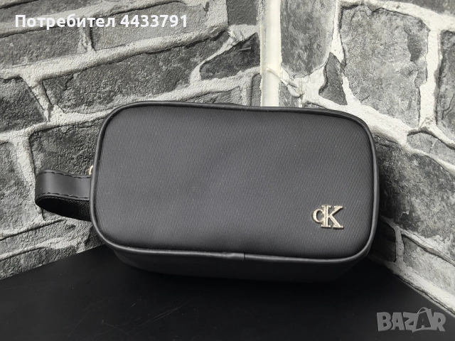 Calvin Klein чанта тип несесер 