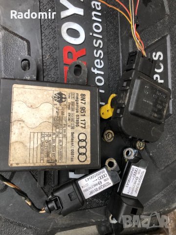 Преден ляв шенкел , спирачни апарати, колектор, модули Ауди ТТ 8N 2003, снимка 11 - Части - 44390134