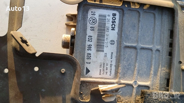 Компютър Bosch за VW Golf 3 , снимка 2 - Части - 53914221