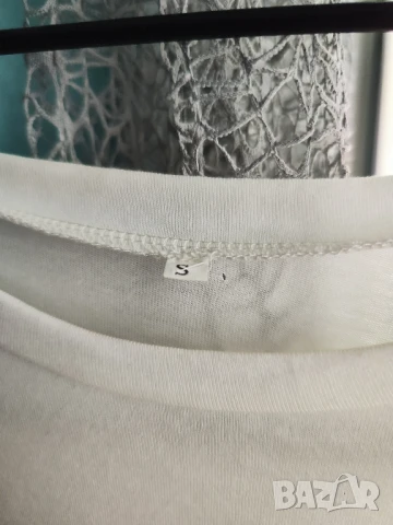 Дамска тениска с пера, S/L, снимка 4 - Тениски - 50657431