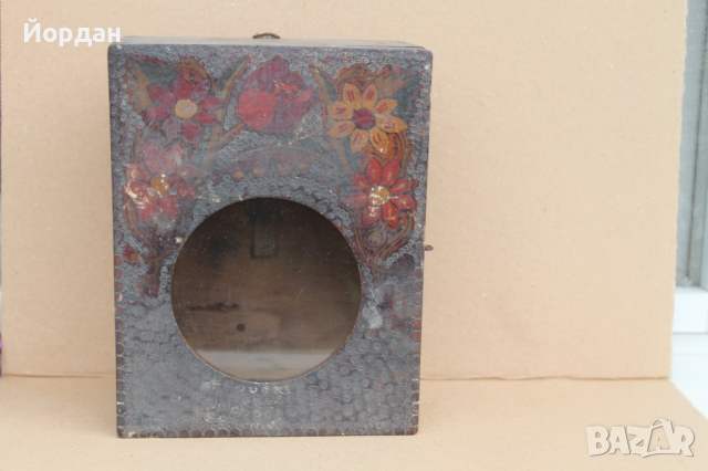 Дървена кутия за часовник 