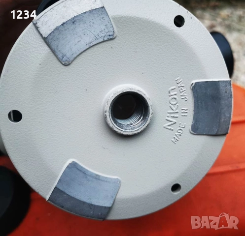 Японски оптичен автоматичен нивелир NIKON AZ-1 калиброван 22x, снимка 14 - Измервателни инструменти - 52058569