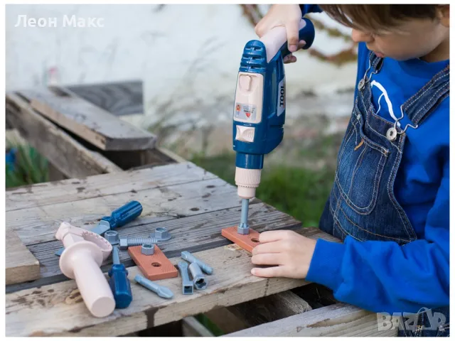 Голям комплект инструменти, с винтоверт, с каска, на батерии , снимка 4 - Образователни игри - 48373658