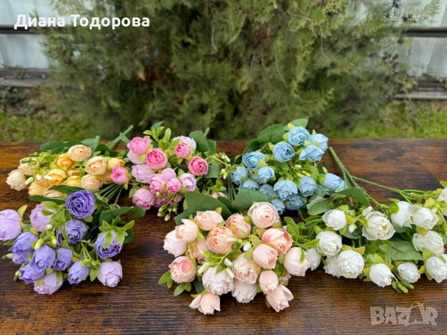 Дребни изкуствени розички 18 глави