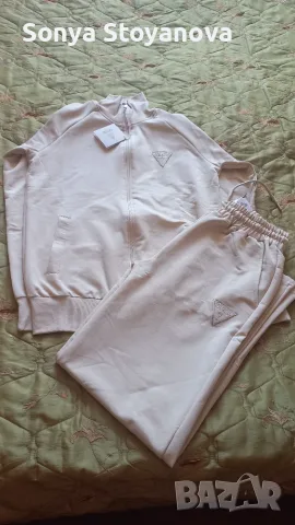Дамски комплект Guess, снимка 2 - Спортни екипи - 56393560