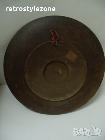 № 6288 старо дървено пано   - ръчно рисувано  1941 г  - диаметър 28 см   - произход - Германия , снимка 5 - Антикварни и старинни предмети - 36972556