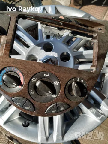 Табло за управление на климатик Ford Focus , 98AB18C419AF, снимка 2 - Части - 47346433