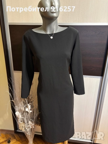 Черна рокла