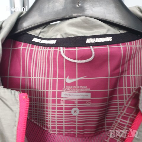 Страхотна дамска ветровка , яке NIKE размер S , снимка 4 - Якета - 35536862