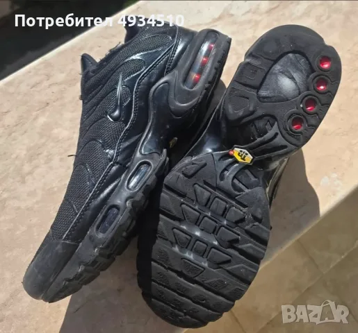 Оригинални маратонки nike air max plus tn, снимка 3 - Маратонки - 55877401