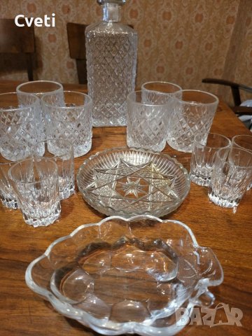 Кристален комплект шише и чаши, снимка 6 - Сервизи - 38039428