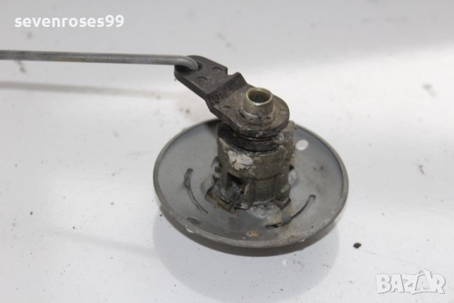 Патрон врата заключване лява Форд КА 1 Ford KA 1, снимка 3 - Части - 39729616