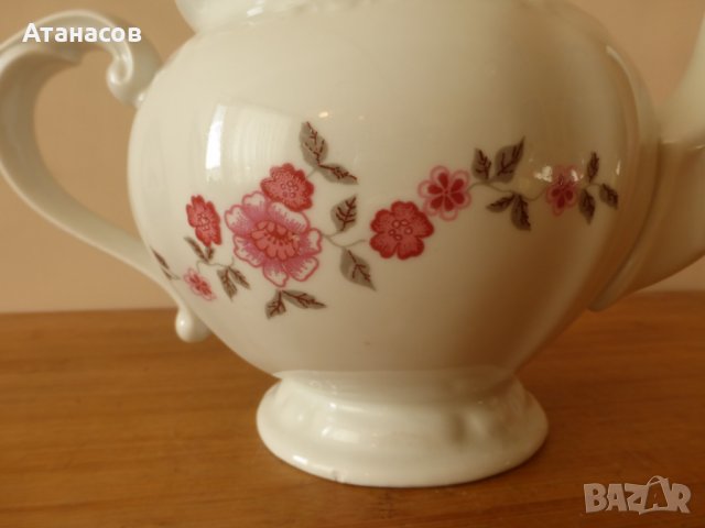 Български порцеланов чайник Изида 1980 г, снимка 5 - Аксесоари за кухня - 37047621